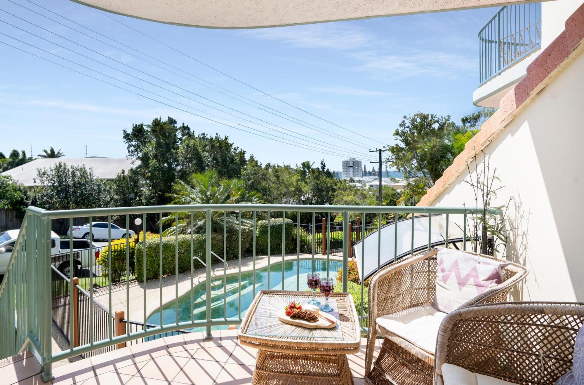 Highwater Haven - Ocean View Apartment. 300m To Beach. Pet Friendly Apartment *